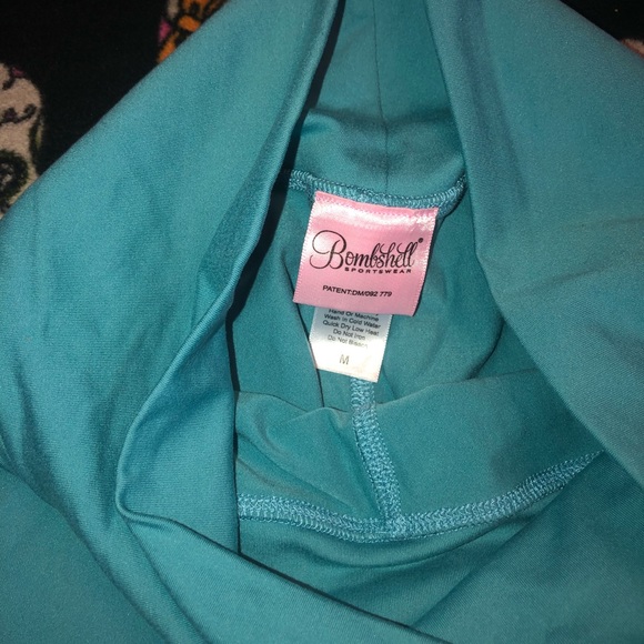 Bombshell sportswear thigh high leggings - Picture 9 of 11